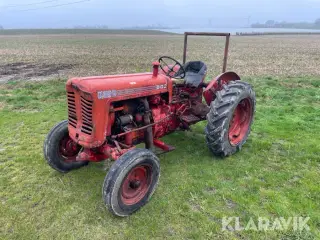 Traktor Bukh 302