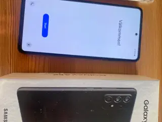 Samsung A52 