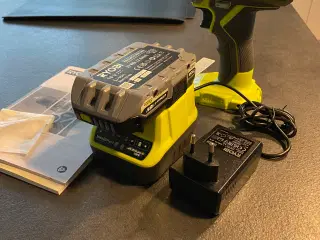 Ryobi bore/skruemaskine