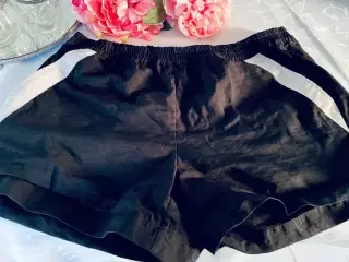 Shorts fra Modström