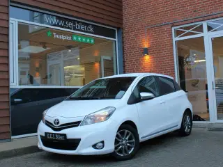 Toyota Yaris 1,0 VVT-I T2 72HK 5d