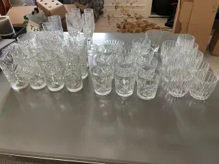Glas sæt i forskellige størrelser