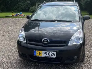 Toyota Sportsvan 