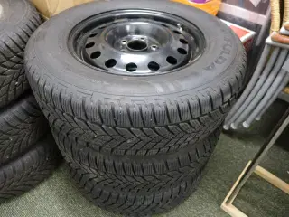 Vinterhjul - 90% dæk, næsten som nyt
