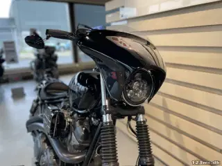 Yamaha XV 950