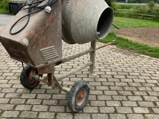 Beton blander, blandemaskine 