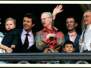 Den Danske Kongefamilie - Kortgården KON 007 - 10x21 cm. - Ubrugt