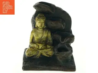 Buddhafigur (str. H. 13 cm. 11,5 x. 11,5 cm)
