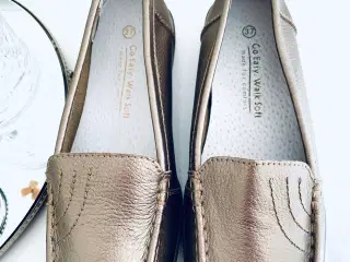 Sko flats