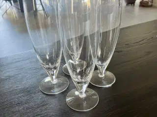 Eva solo glas - 4 Rød, 4 hvid, 6 champagne, 4 øl