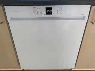 Nyere opvaskemaskine 