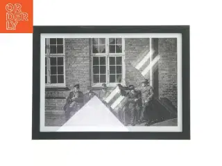 Sort billedramme med historisk foto (str. 21x29,7 cm)