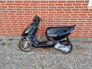 Aprilia sonic 30km/t