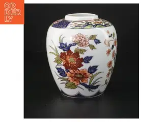 Porcelæns vase med blomster motiv (str. 14 cm)