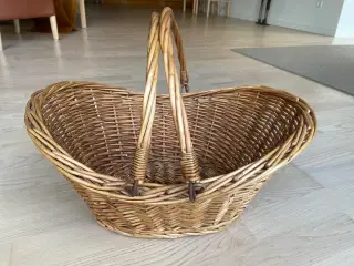 Pilekurv med dobbelt hank 