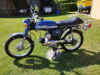 Suzuki k50 år76