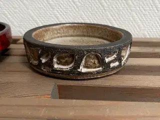 Stentøjsskål