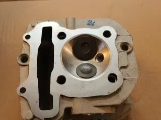 Ny original topstykke til kymco like 200.  163cc