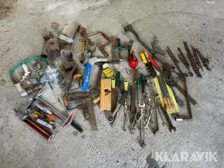 Lot af håndværktøj