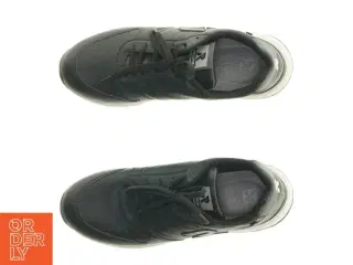 Sorte sneakers