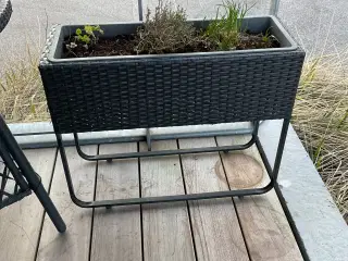 DACORE Plantekasse på ben,polyrattan flet 60x20x50