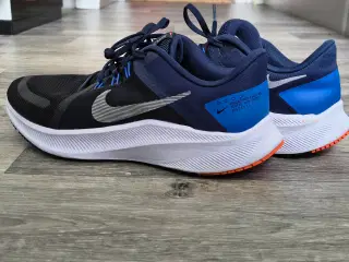 Nike Quest 4