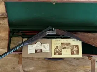 Webley & Scott model 701, inkl. kuffert og dok.