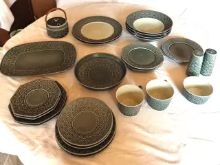 Azur stentøj tallerkener, kopper, fade m.m.