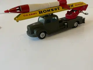 Honset John raketbil. Tekno