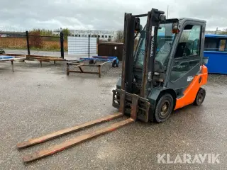 Gaffeltruck Toyota 02-8FGF20 lange gafler