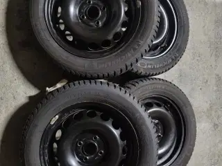 4x100 vinterhjul med rigtig gode Michelin dæk 