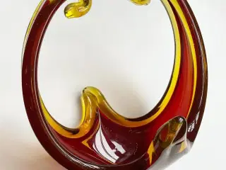 Flammeskål, rød m gul kant, høj