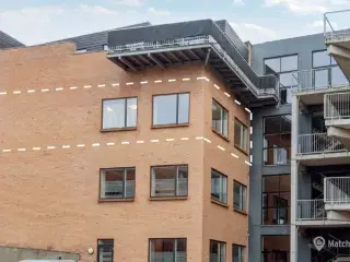 Kontor- / kliniklokaler centralt i Skive - i alt ca. 414 kvm