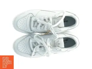 Hvide sneakers fra Adidas (str. 38)