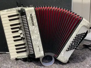 Hohner Bravo II 48 Facelift – Næsten Ny Harmonika