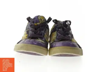 Blomstrede lilla sneakers fra Osaga (str. Længde. 24 cm)