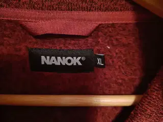 Jakke fra Nanok