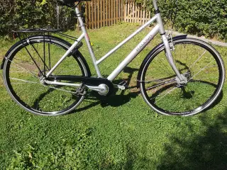 RALEIGH 28"  52cm  Lås, nye dæk, ny kæde, 7 gear, 