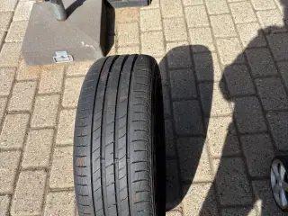 Sommerdæk på stålfælge 16"
