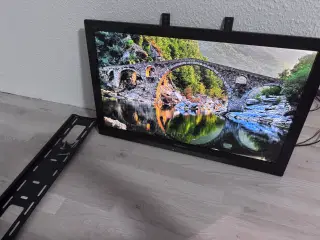 Panasonic ældre dato 32"