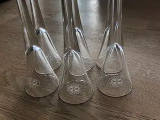 6 fine Aalborg Akvavit 3,4 cl.