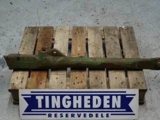 John Deere 4040 R.H. Liftarm AR80666