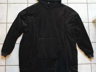 Hyggeplaid-Poncho med ærmer, hætte og lomme