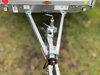 Böckmann HL-AL 3016/20 2000kg