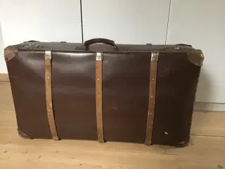 Dekorativ gammel kuffert