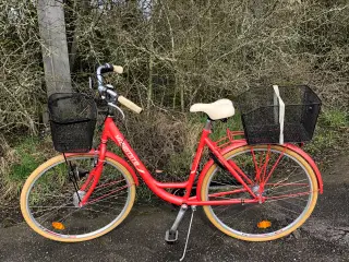 Næsten ny pige cykel