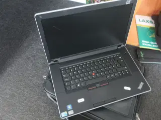 Bærbar computer LENOVO