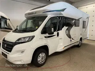 2020 - Chausson Welcome 757   150Hk,, lave enkeltsenge, spændende og rummelig indretning, godt udstyret, bla. luftundervogn i bag..