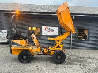 Thwaites 2 tons  kan køres på trailer