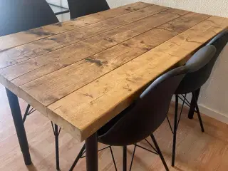 Spisebord plankebord